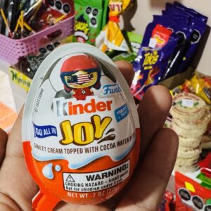 Kinder Mundial
